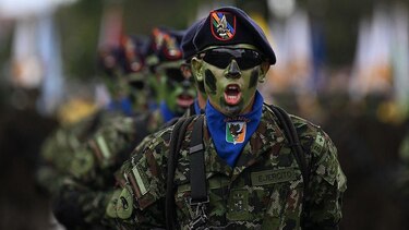 Las duras críticas al gobierno de Petro por la muerte de al menos 15 menores en bombardeos de fuerzas militares en Colombia