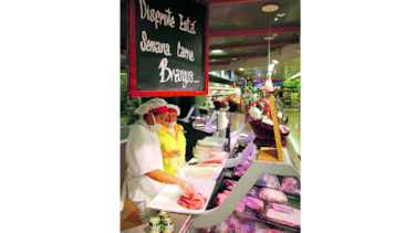 Detienen entrada de carne y lácteos