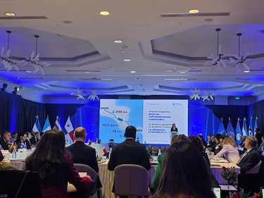 BID estima inversión de $130 millones para agilizar el transporte de carga en Centroamérica y Panamá