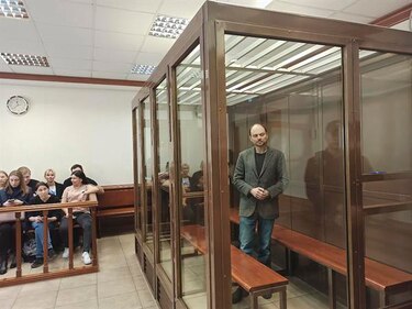 Condenan a 25 años de cárcel por traición al opositor ruso Kara-Murzá