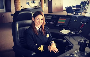Una panameña es la primera oficial de seguridad de los cruceros Norwegian