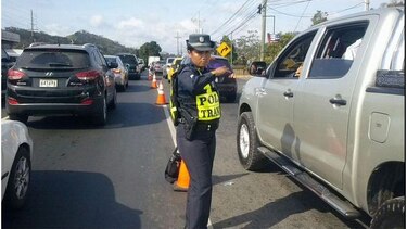 ATTT reporta éxodo de 75 mil 75 vehículos hacia el interior del país