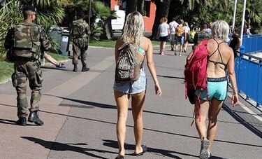 Francia intensifica medidas de seguridad tras ataque en Niza