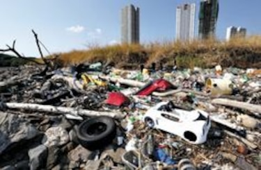 Una ciudad que sucumbe ante las lluvias cortas e intensas