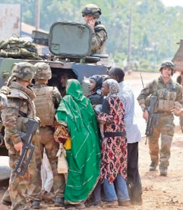 Cerca de 600 mil desplazados en Bangui