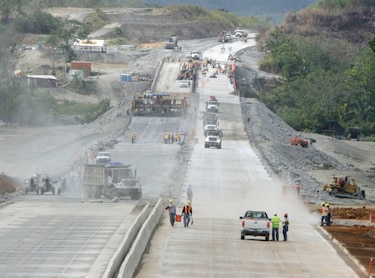 Odebrecht infló el precio de obras con subcontratos