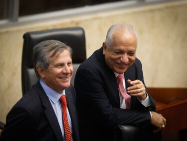 Camacho justifica la amnistía a Martinelli y Varela con leyes previas al golpe militar y referencias a Arnulfo Arias