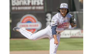 Carlos Luna se luce en su regreso al béisbol profesional 