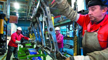 Toyota atrasa planta de vehículos en México