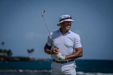 Mariano Rivera cambia el montículo por una jornada de golf en República Dominicana