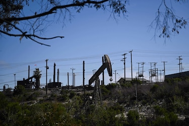 Estados Unidos reporta fuerte caída en reserva de petróleo