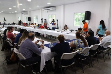 Mesa de diálogo declara ‘disenso’ en el tema de la energía eléctrica 
