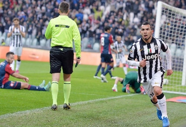 Juventus vence al Génova con un gol de Carlos Tévez