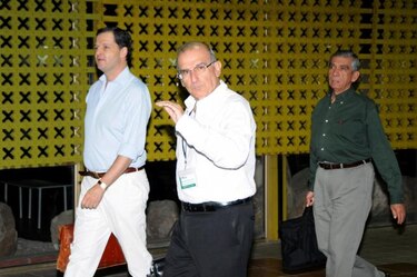 FARC: Artículo sobre Clara Rojas es una 'narración' hecha por una guerrillera