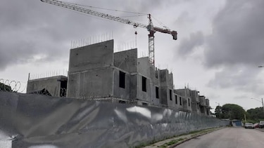 Por falta de fondos, proyecto habitacional Miguel ‘Mickey’ Sierra está paralizado