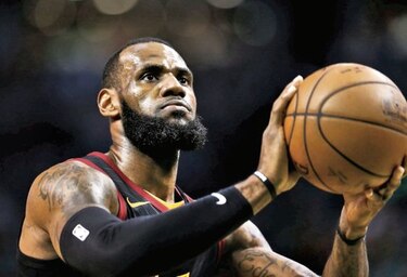 Pelicans se arman para la temporada