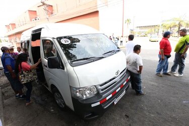 Milton Henríquez: No aceptaremos la presión de los conductores de buses piratas