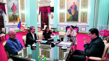 Rodríguez Zapatero reaparece en crisis venezolana