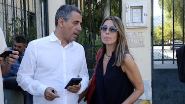 Periodistas griegos salen de la cárcel pese a queja de ministro