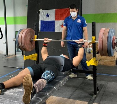 Rey Dimas gana medalla de plata en competencia virtual de Colombia