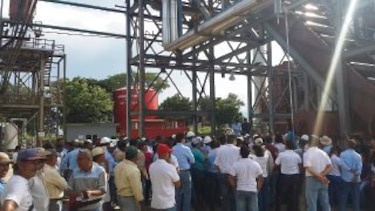 Recuerdan al presidente Juan C. Varela promesa de reajustar precio de etanol