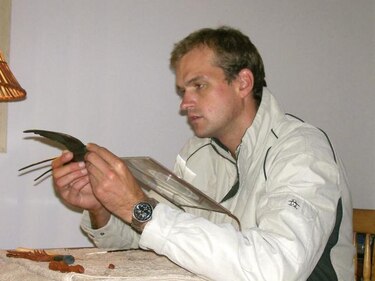 Bruce Clements inmortaliza en bronce la fauna y flora de Sudáfrica