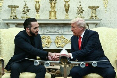 ¿Qué dice el canje de presos entre Estados Unidos y Venezuela sobre la relación de Trump con Maduro?