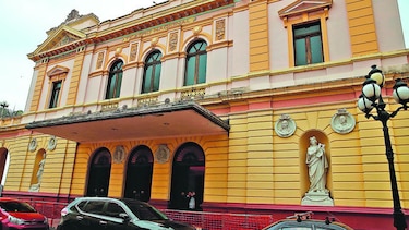 Anuncian apertura ‘parcial’ de teatro