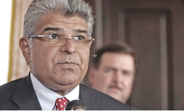 Exministro  soslaya sus responsabilidades