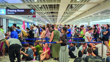 Extienden cierre de aeropuerto