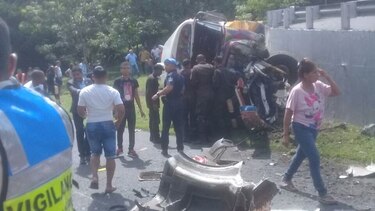 Vuelco de 'diablo rojo' deja siete heridos en El Chorrillo