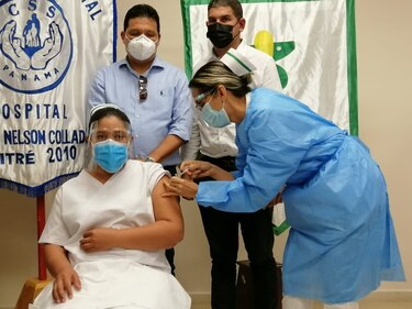 Se inicia el traslado de vacunas contra la Covid-19 a varias provincias