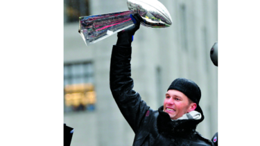 Los Patriots celebran su quinto título bajo la nieve