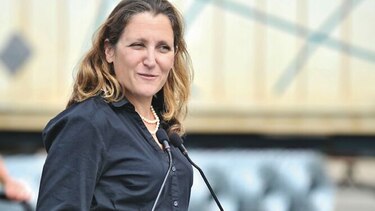 Aranceles de EU dilatan ratificación de tratado en Canadá
