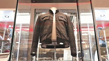 Chaqueta de Han Solo y otras piezas, a subasta