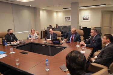 ‘Váyanse tranquilos’, dice Cortizo en una reunión con gremios periodísticos sobre proyecto que deroga la ley de transparencia