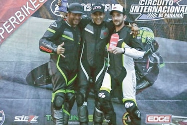 Ferrer y Fernández dominan la pista en La Chorrera