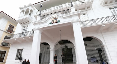 Compra de la Presidencia para donaciones levantan críticas dentro y fuera del PRD; aseguran que beneficiarán a Carrizo