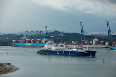 Canal de Panamá estima alcanzar los $3,500 millones en utilidad en el año fiscal 2024