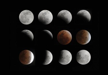 Observadores del cielo ven eclipse lunar total en el mundo