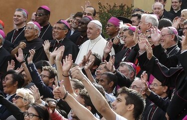 La Iglesia católica, incapaz de hallar un mensaje concreto para los jóvenes