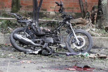 Al menos cinco fallecidos y 36 heridos por explosión de bombas en Colombia
