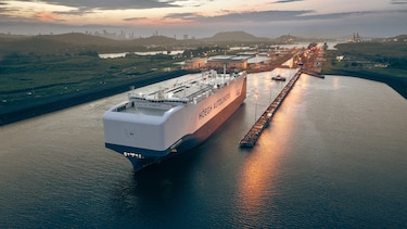 Canal de Panamá anticipa reducción del calado a 44 pies para los buques neopanamax en el verano de 2027