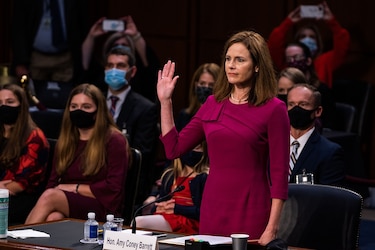 Senado revela divisiones ante jueza nominada por Trump a la Corte Suprema