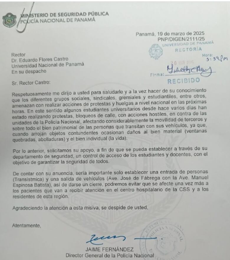 Universidad de Panamá suspende clases tras enfrentamientos entre manifestantes y antimotines