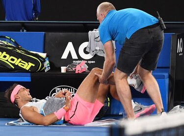 Rafael Nadal se retira del Abierto de Australia por lesión