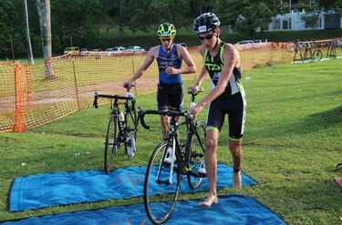 Vergara, Molina y Aguirre destacan en triatlón