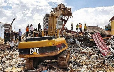 Tres muertos y decenas de desaparecidos  tras derrumbe de edificio en Camboya