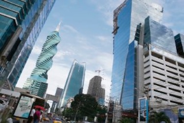 Panamá: Bancos ganan $900 millones hasta julio