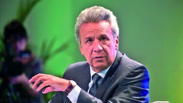 Ecuador, presionado por la deuda pública